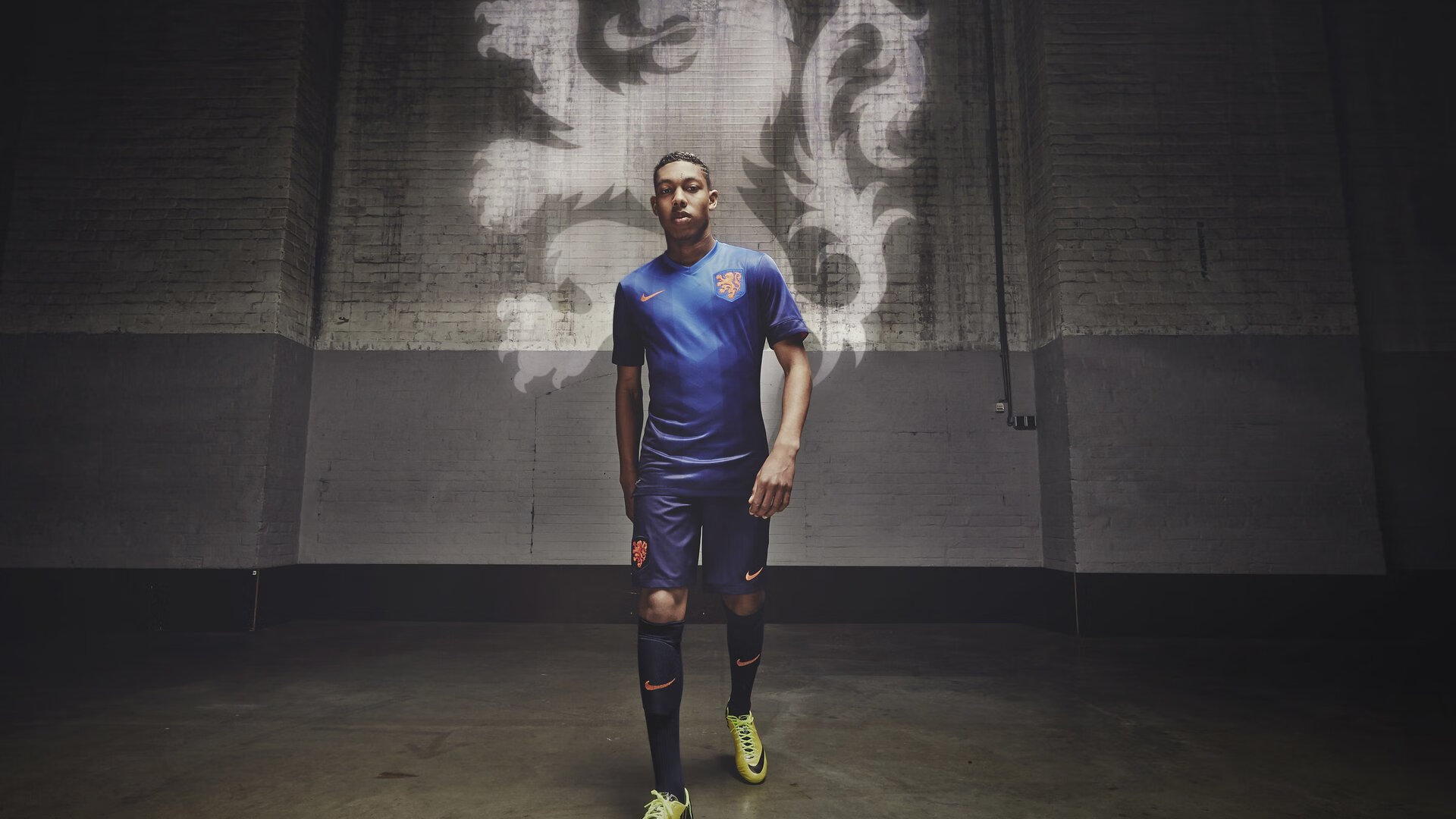 曼城强势逆袭,4-1大胜多特,欧冠小组赛无敌模式,欧冠曼城多特视频