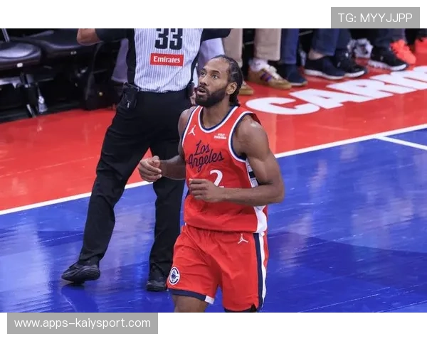 祖巴茨统治内线，哈登复出难救主，nba祖巴茨身高