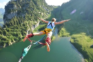 KAIYUNAPP-马刺队加强防守，誓争季后赛席位，马刺队首发