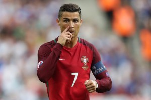 开云官方网页登录-湖人3连胜冲上西部第三！解锁第三把防守大闸，东契奇引领球队崭露头角