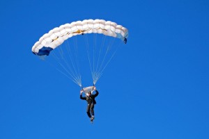 开云中国官网-曼城内部强调年轻化与经验结合的人员配置，曼城总监